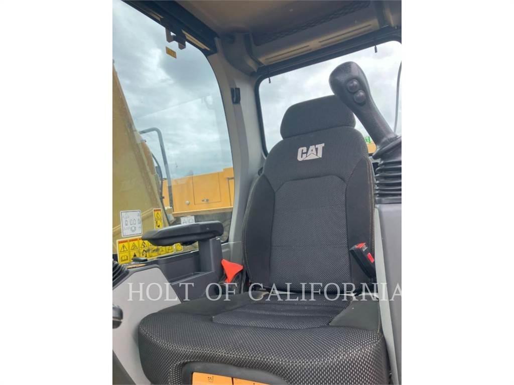 CAT 330 SLR Kāpurķēžu ekskavatori