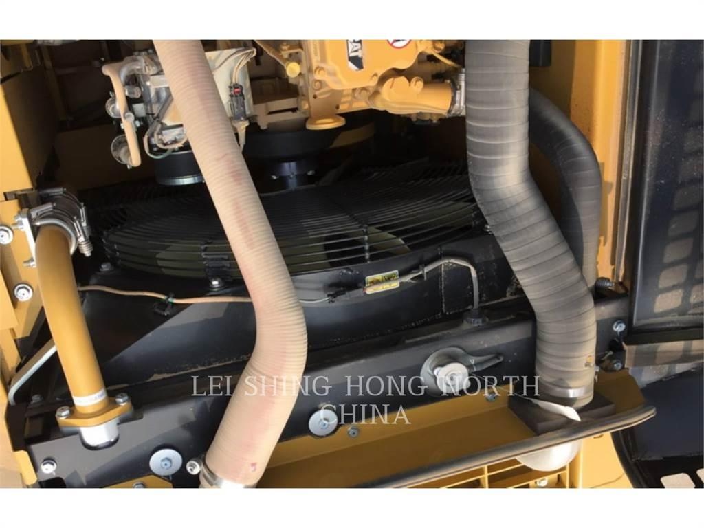 CAT 330D2L Kāpurķēžu ekskavatori