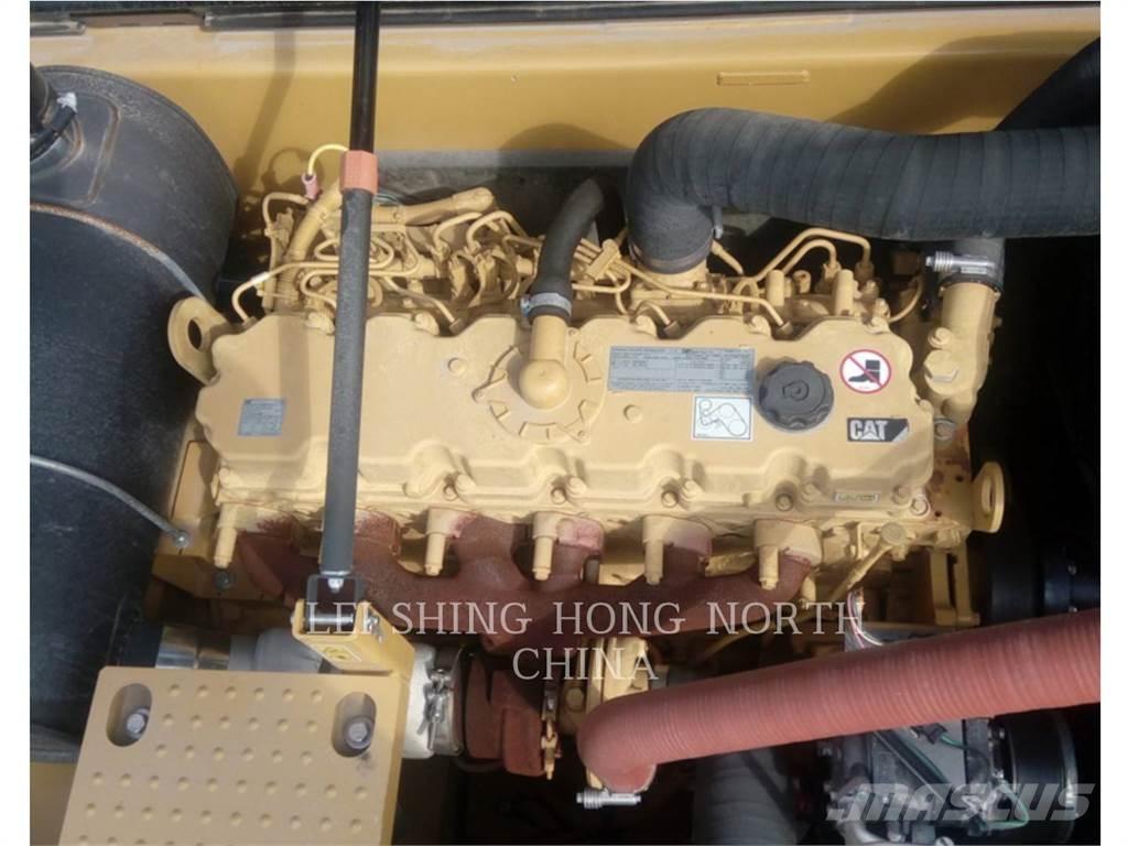 CAT 330D2L Kāpurķēžu ekskavatori