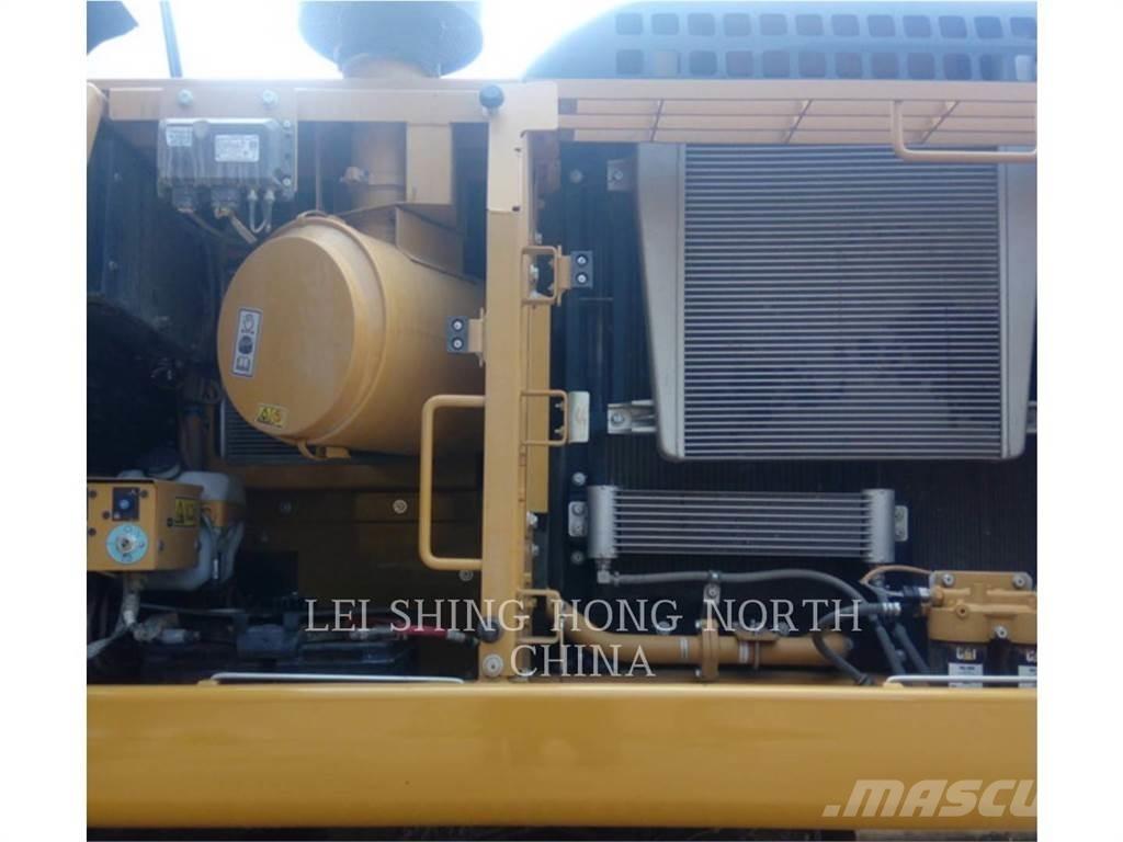 CAT 330D2L Kāpurķēžu ekskavatori