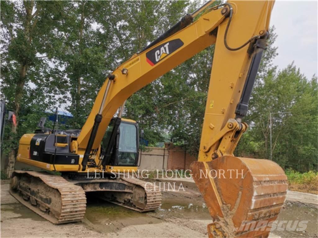 CAT 330D2L Kāpurķēžu ekskavatori