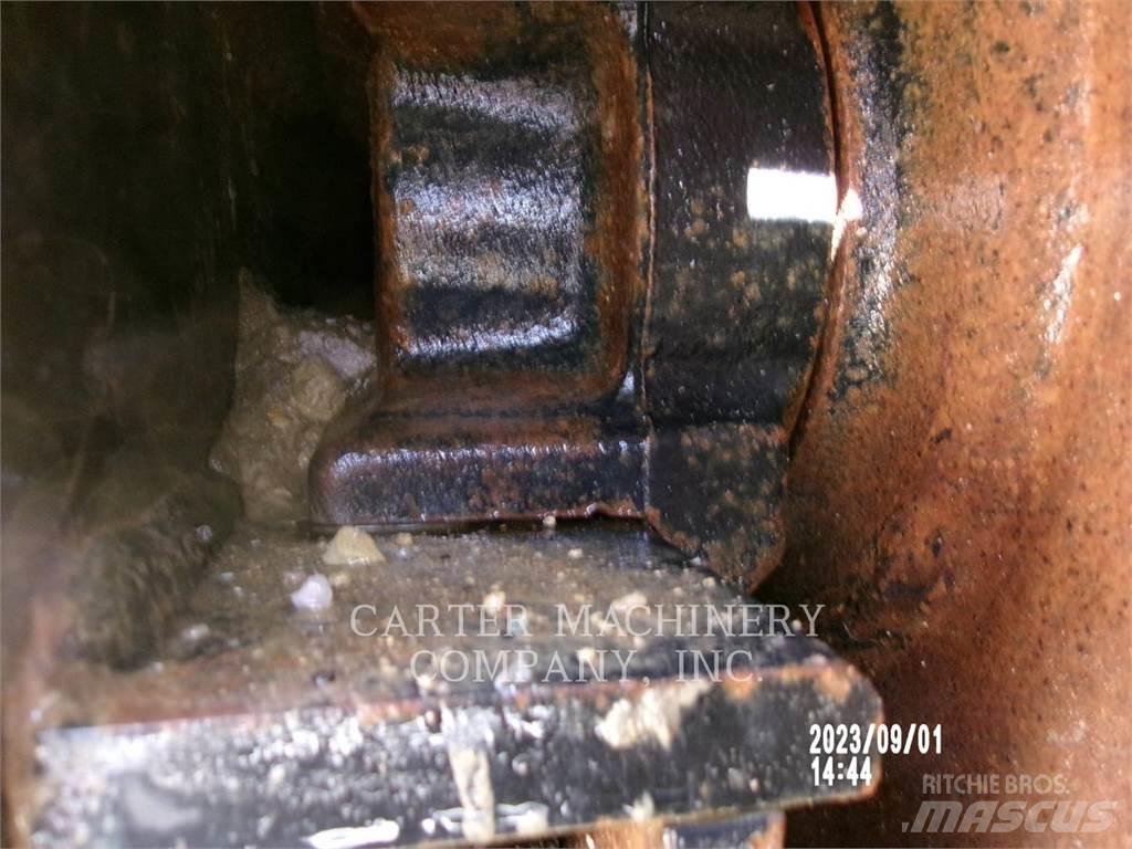 CAT 330FL Kāpurķēžu ekskavatori