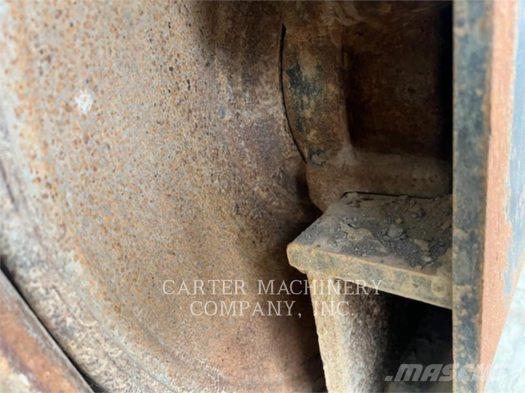 CAT 330FL Kāpurķēžu ekskavatori