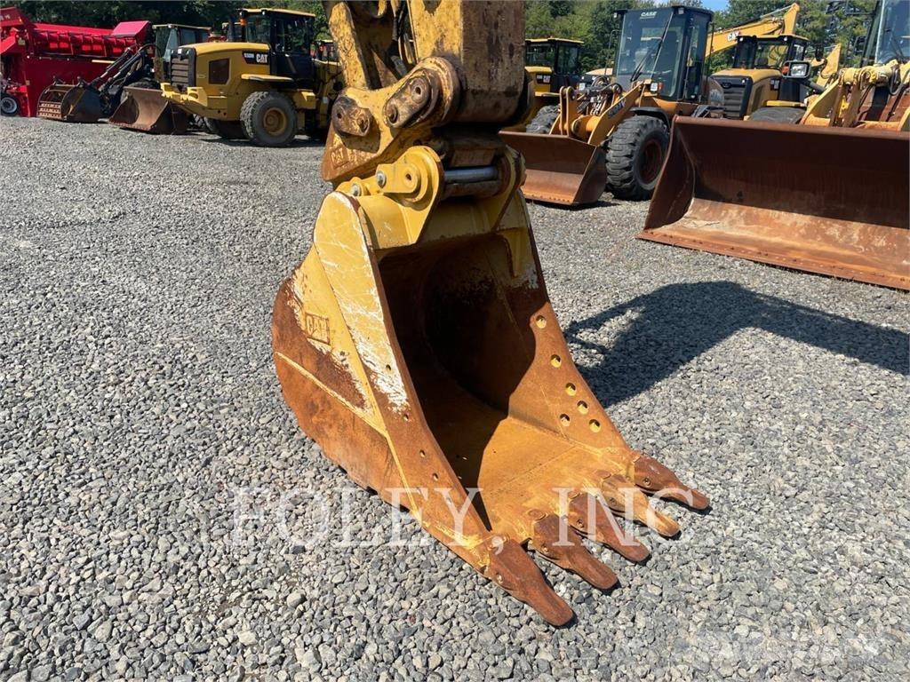 CAT 330FL Kāpurķēžu ekskavatori
