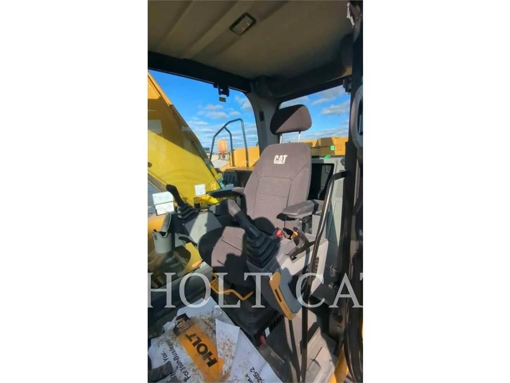 CAT 330GC Kāpurķēžu ekskavatori