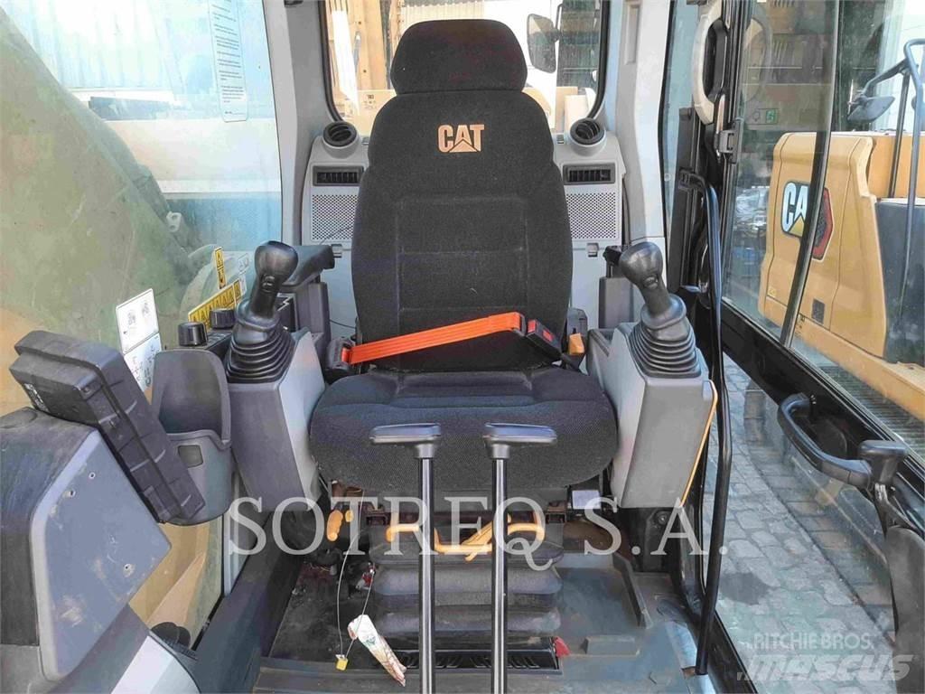 CAT 33607 Kāpurķēžu ekskavatori