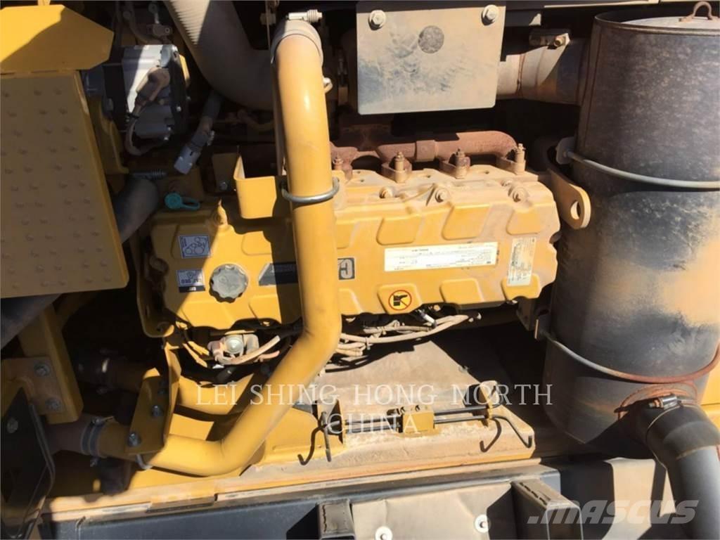 CAT 336D2 Kāpurķēžu ekskavatori