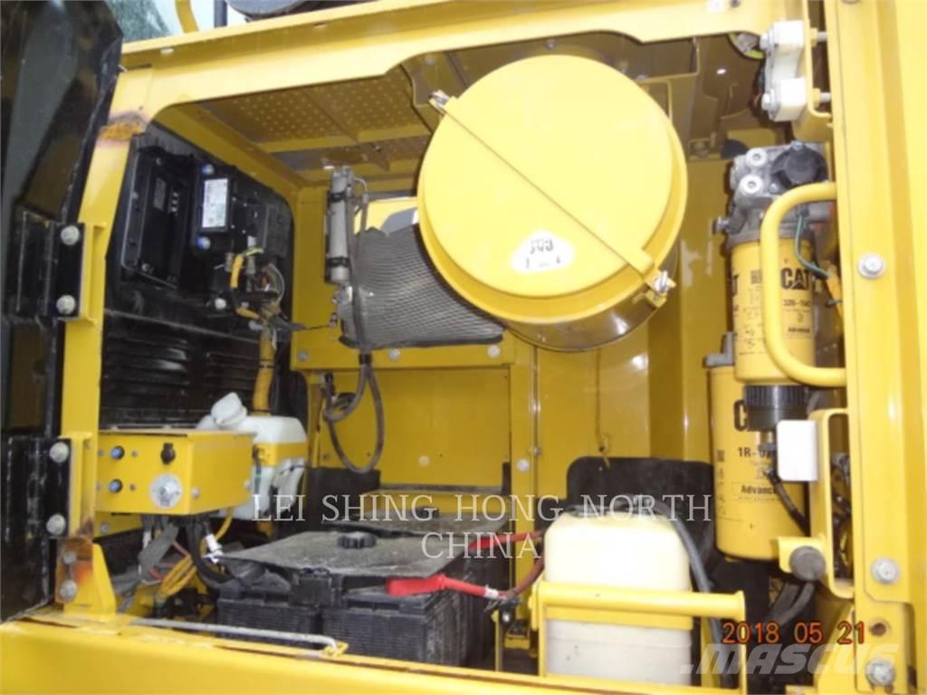 CAT 349D2 Kāpurķēžu ekskavatori