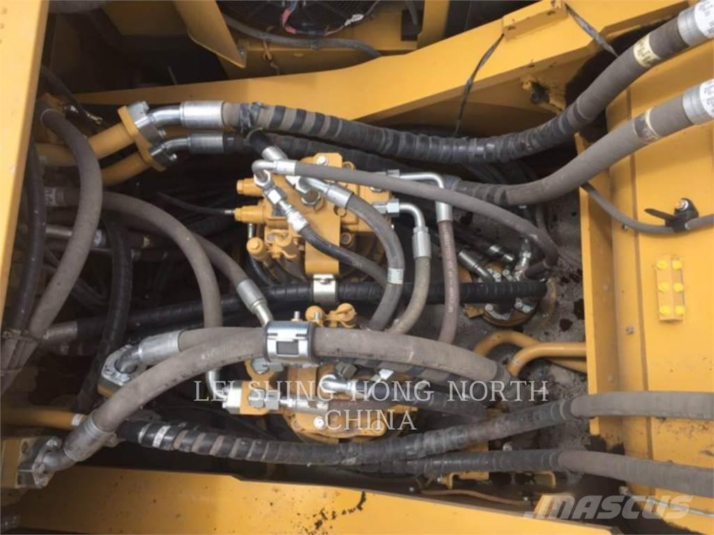 CAT 349D2L Kāpurķēžu ekskavatori