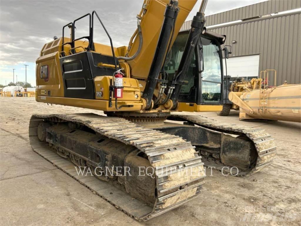 CAT 352 Kāpurķēžu ekskavatori