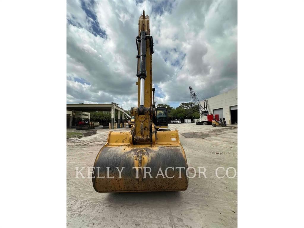 CAT 352 Kāpurķēžu ekskavatori
