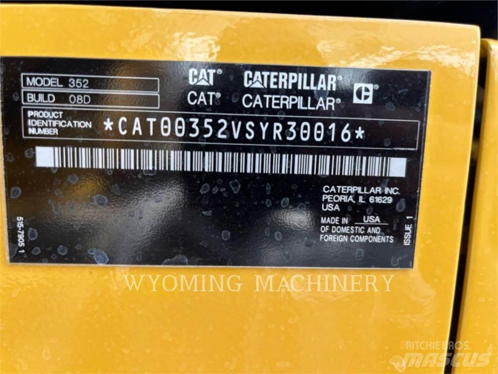 CAT 352 Kāpurķēžu ekskavatori