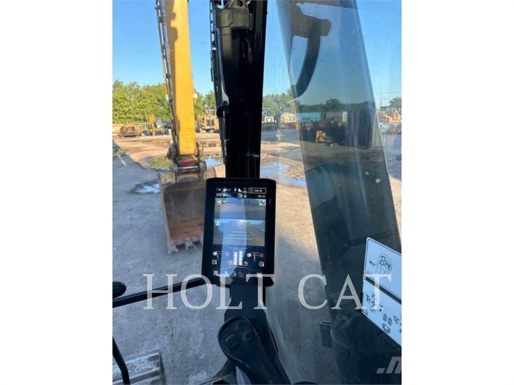 CAT 352 12 TC Kāpurķēžu ekskavatori