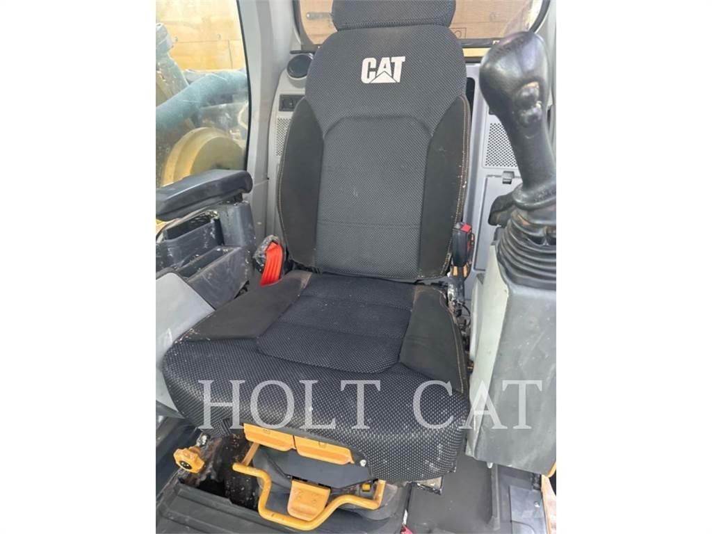 CAT 352 12 TC Kāpurķēžu ekskavatori