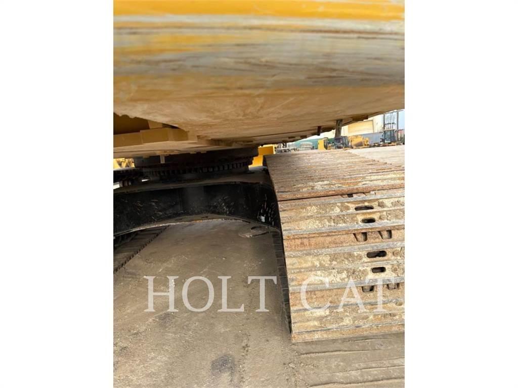 CAT 352 12 TC Kāpurķēžu ekskavatori