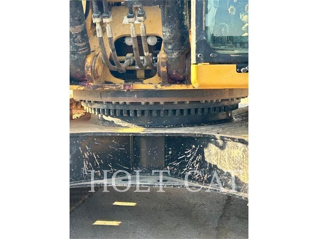 CAT 352 12 TC Kāpurķēžu ekskavatori