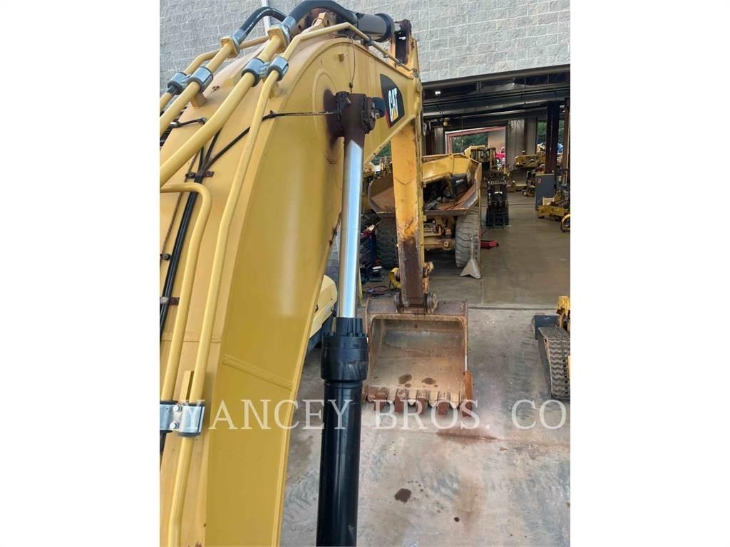 CAT 352F Kāpurķēžu ekskavatori