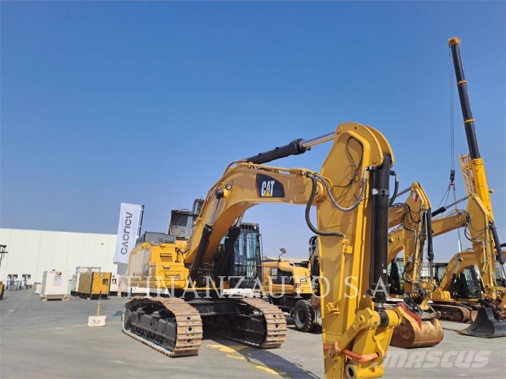 CAT 352FL Kāpurķēžu ekskavatori