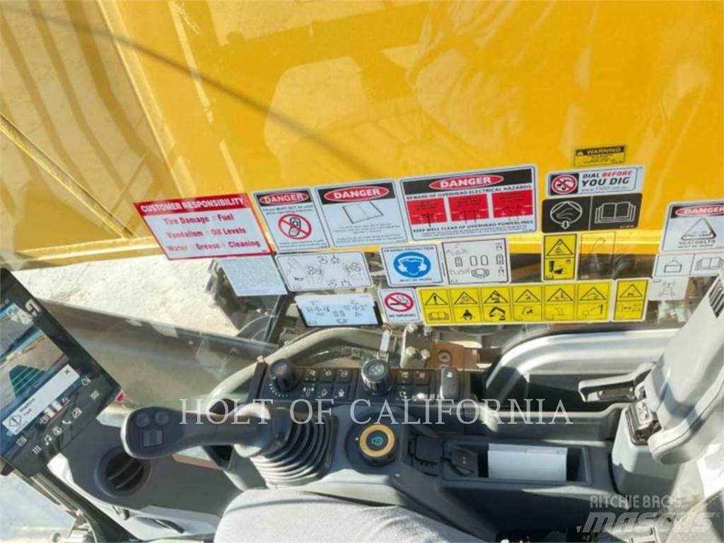 CAT 374 Kāpurķēžu ekskavatori