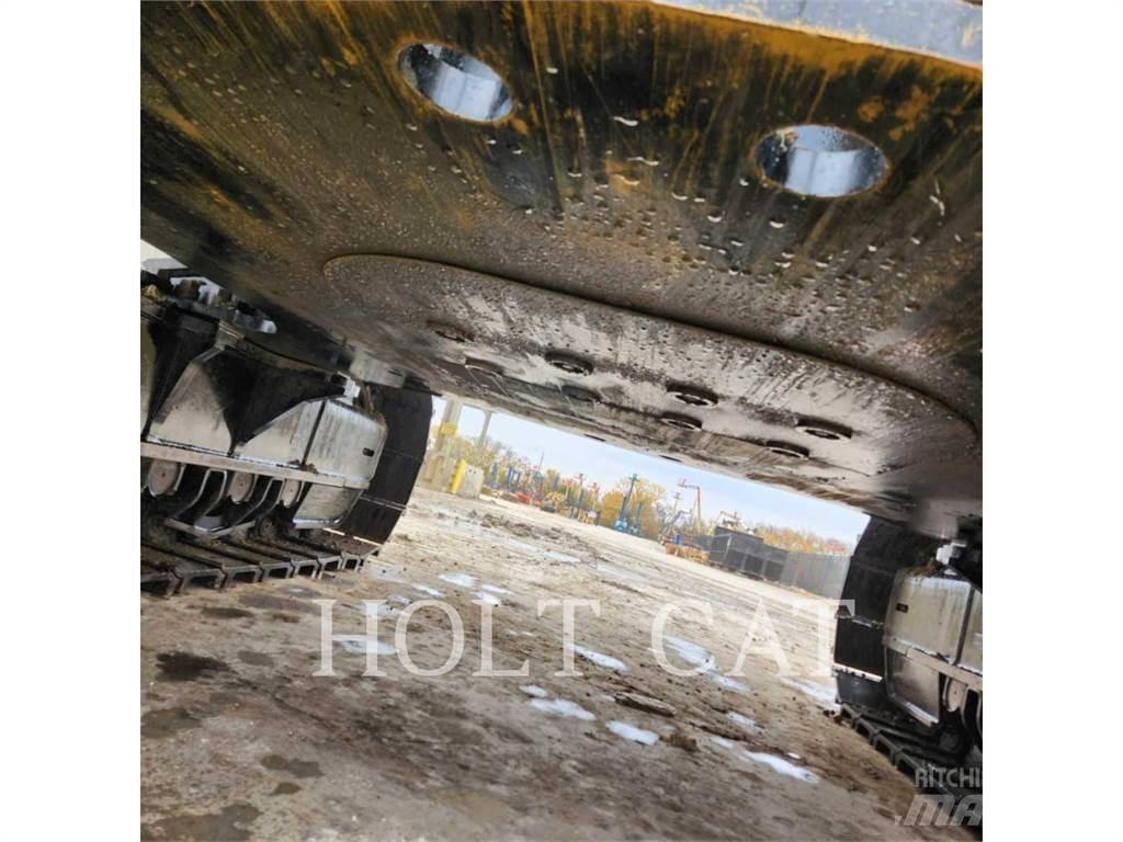 CAT 374 Kāpurķēžu ekskavatori
