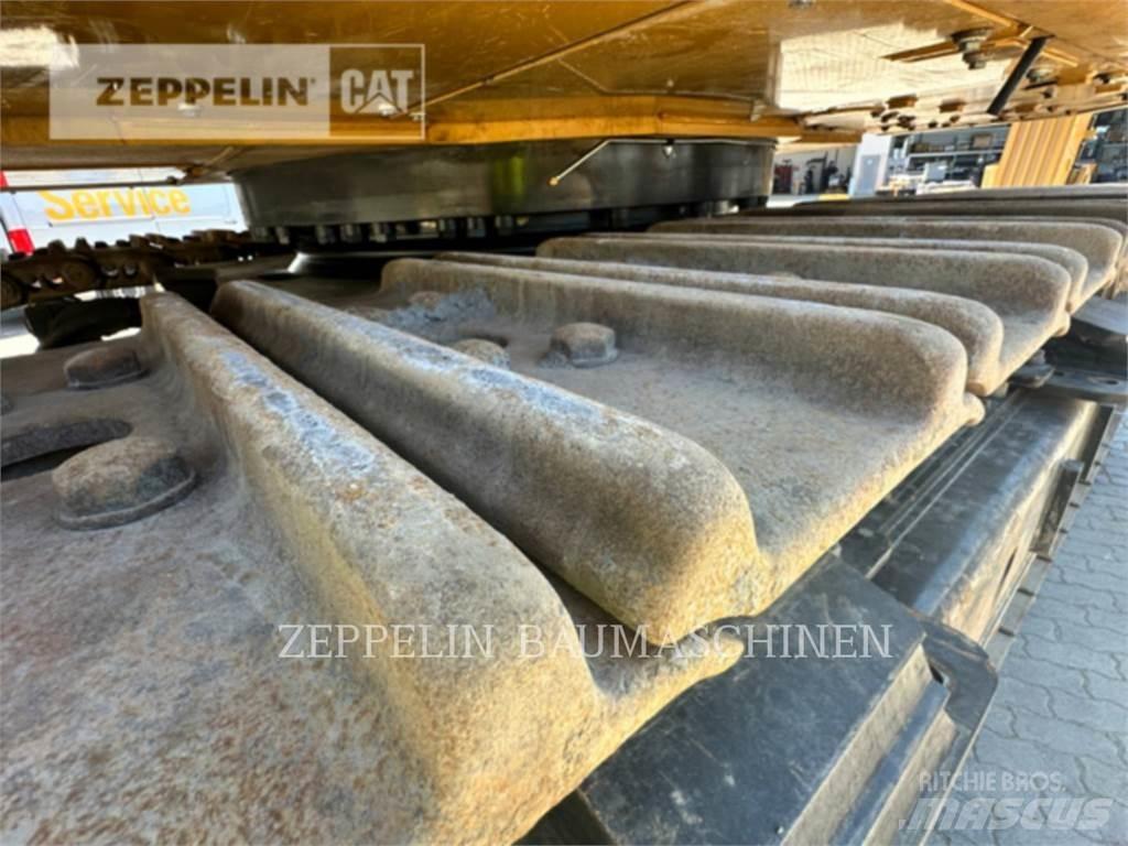 CAT 374-07A Kāpurķēžu ekskavatori