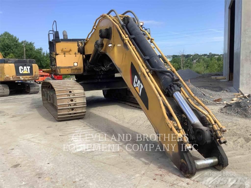 CAT 374DL Kāpurķēžu ekskavatori