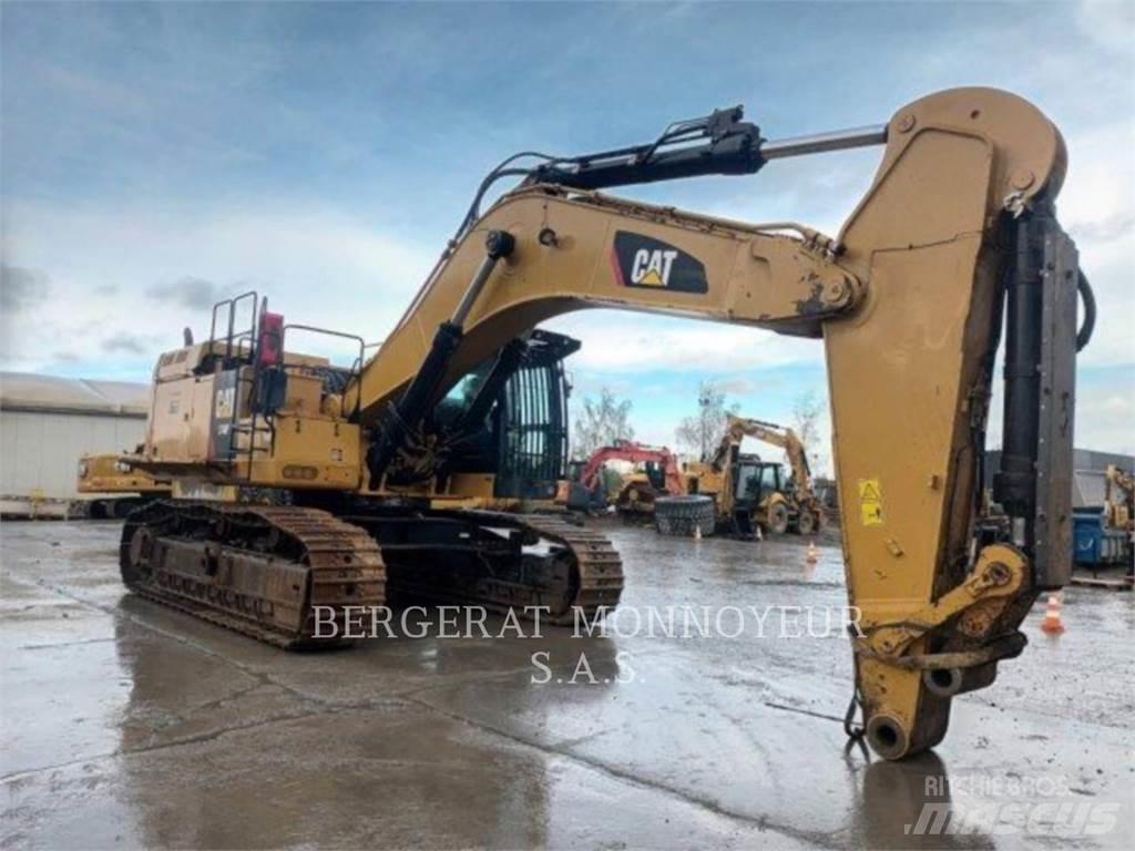 CAT 374F Kāpurķēžu ekskavatori