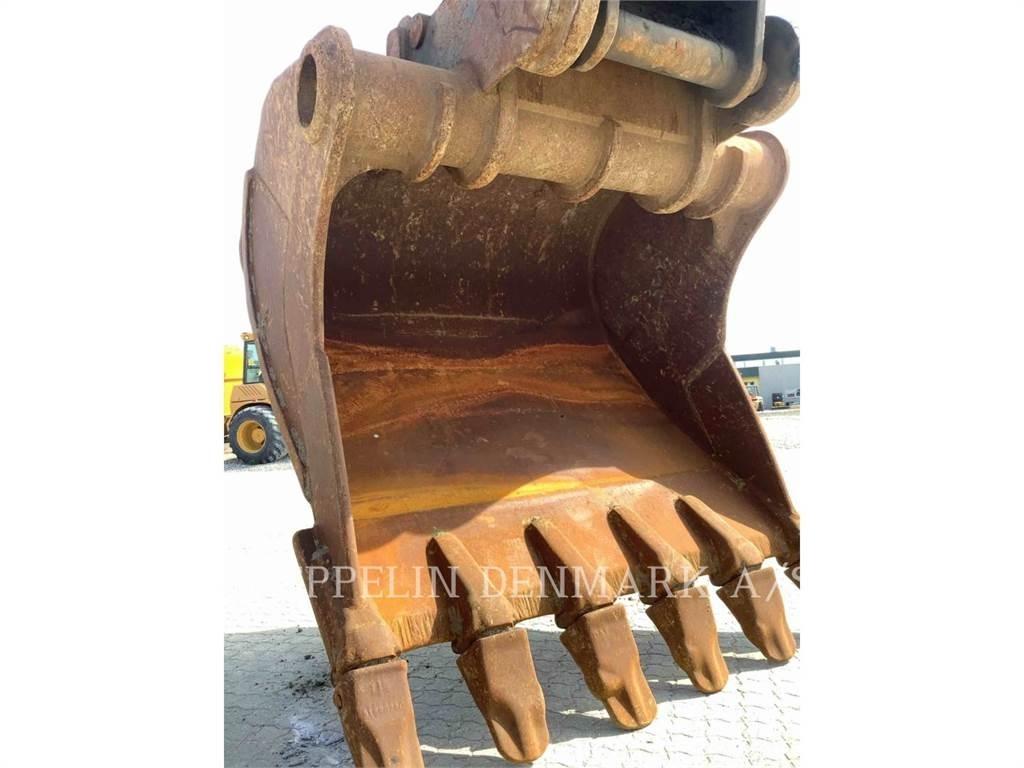 CAT 374FL Kāpurķēžu ekskavatori