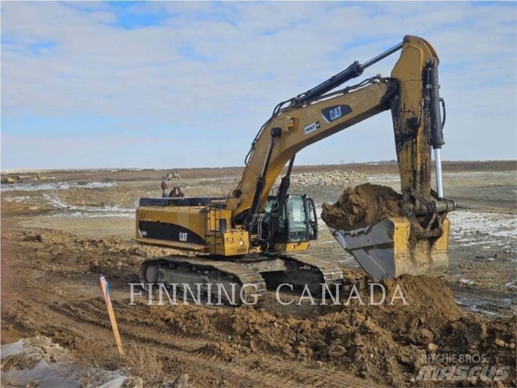 CAT 390D Kāpurķēžu ekskavatori