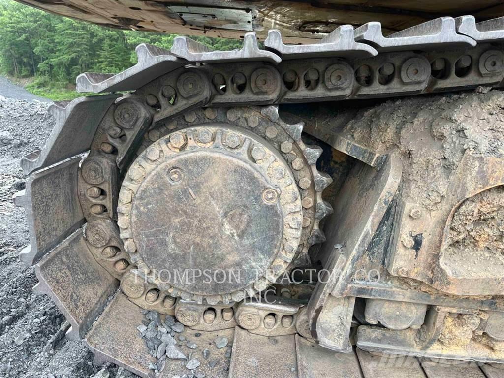 CAT 390FL Kāpurķēžu ekskavatori