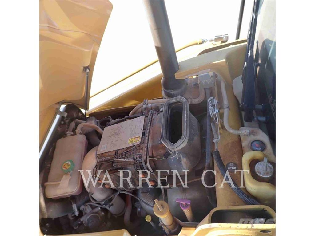 CAT 420 AE4 Ekskavatori-iekrāvēji