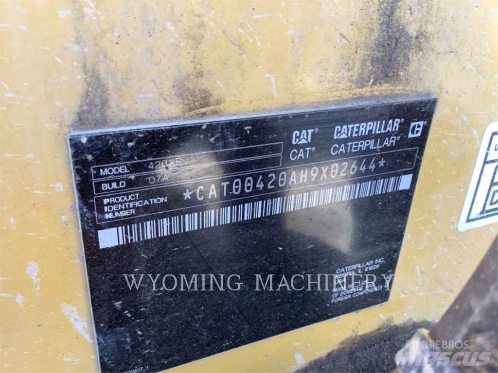 CAT 420 XE Ekskavatori-iekrāvēji