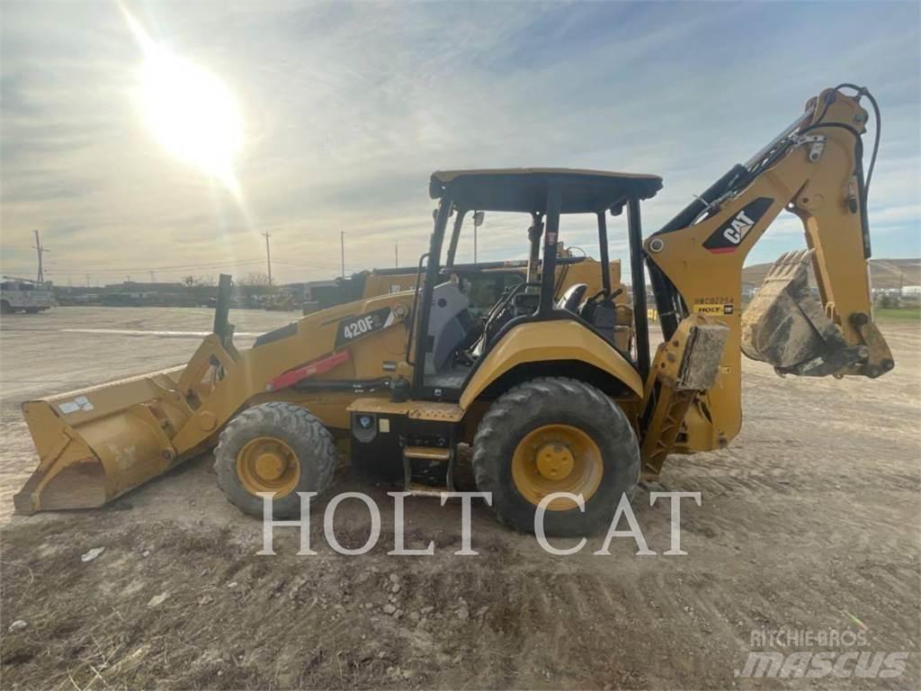 CAT 420F Ekskavatori-iekrāvēji