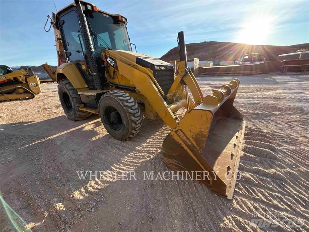 CAT 420F2 Ekskavatori-iekrāvēji