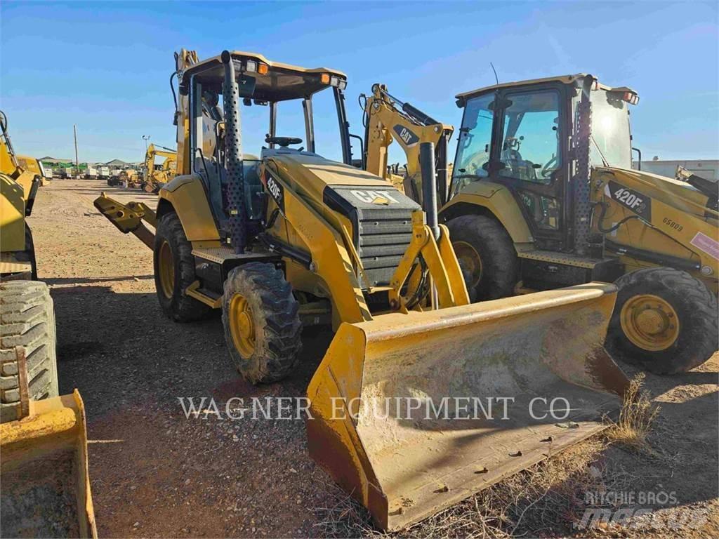 CAT 420F2 4WDS Ekskavatori-iekrāvēji