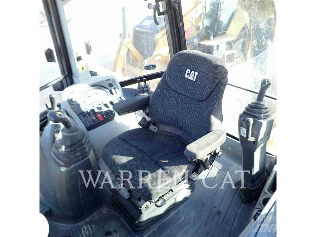 CAT 420F2 AE4T Ekskavatori-iekrāvēji