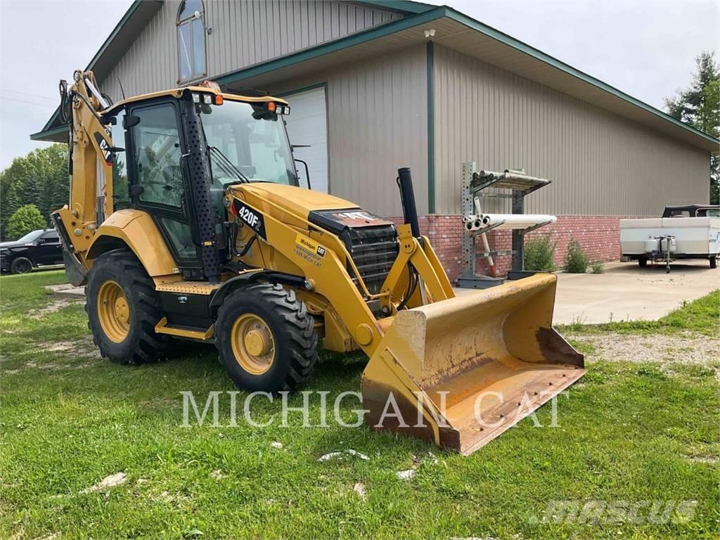 CAT 420F2 APR Ekskavatori-iekrāvēji