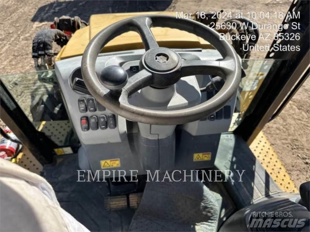 CAT 420F24EOIP Ekskavatori-iekrāvēji