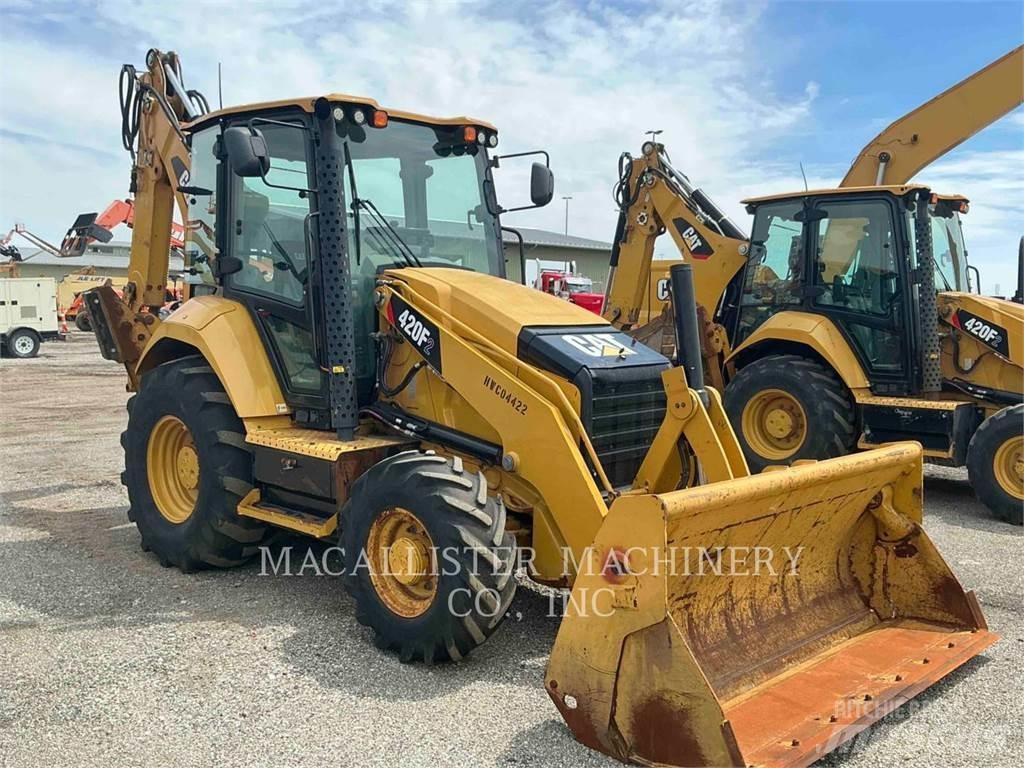 CAT 420F2ST Ekskavatori-iekrāvēji
