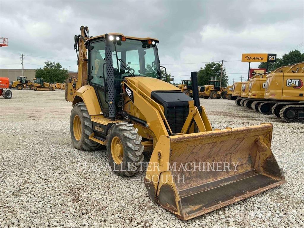 CAT 420F2ST Ekskavatori-iekrāvēji
