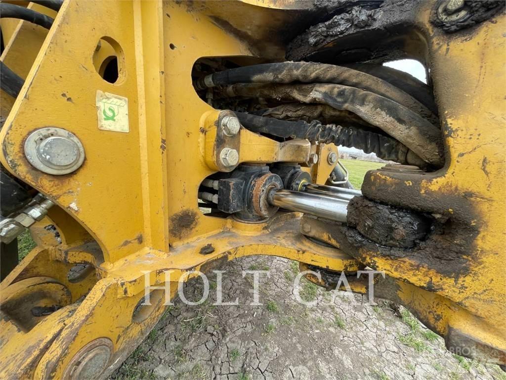 CAT 420FST Ekskavatori-iekrāvēji