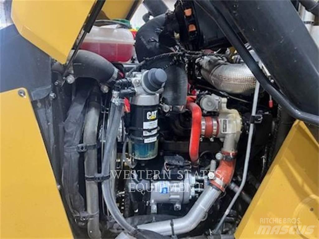 CAT 420XE Ekskavatori-iekrāvēji
