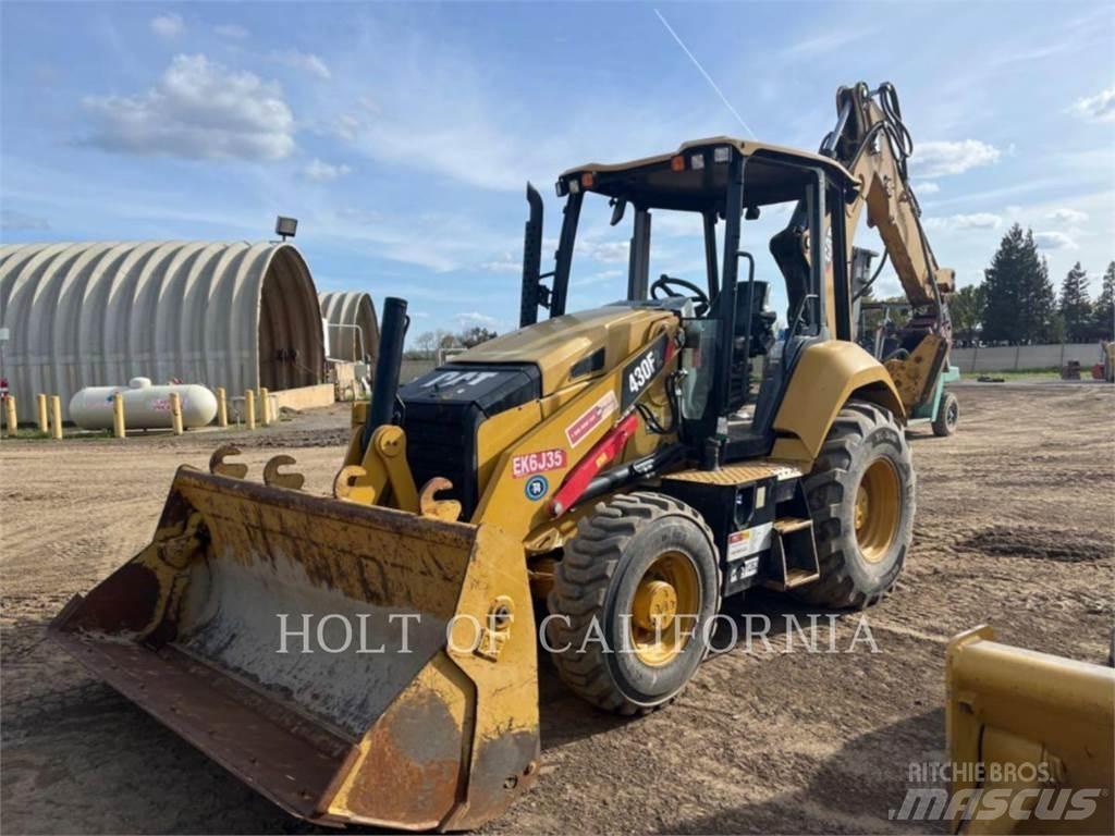 CAT 430 Ekskavatori-iekrāvēji