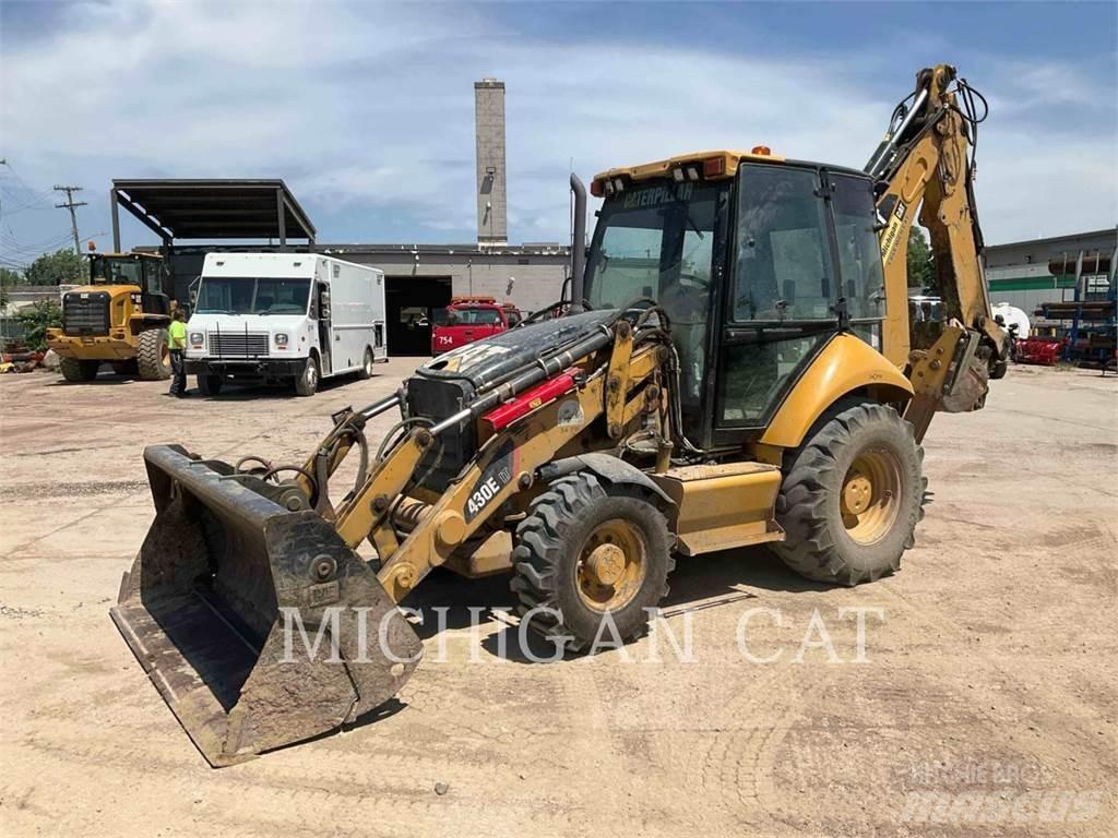 CAT 430EIT A Ekskavatori-iekrāvēji