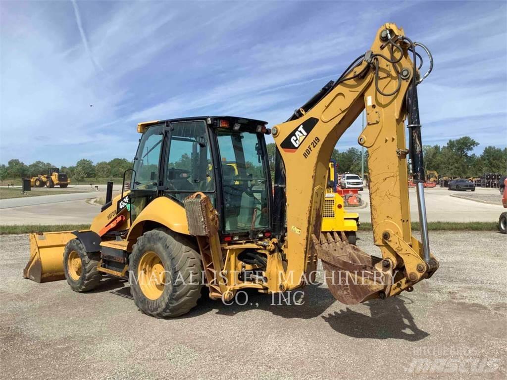 CAT 430FST Ekskavatori-iekrāvēji