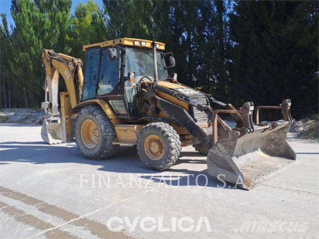 CAT 432DAA Ekskavatori-iekrāvēji