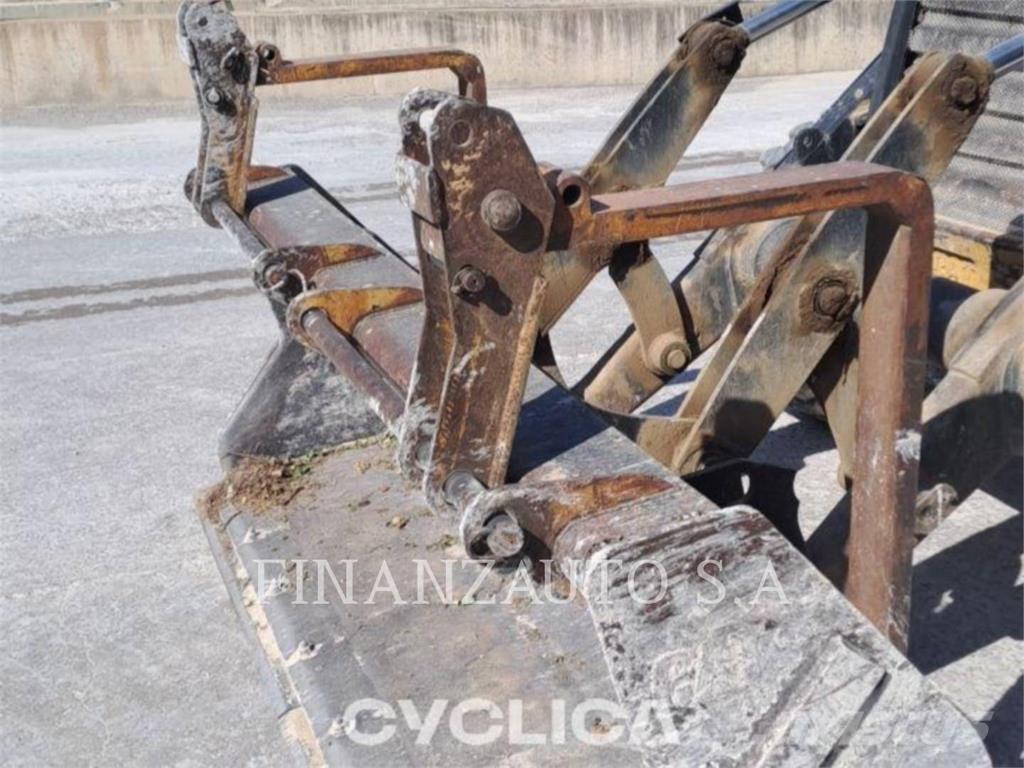 CAT 432DAA Ekskavatori-iekrāvēji