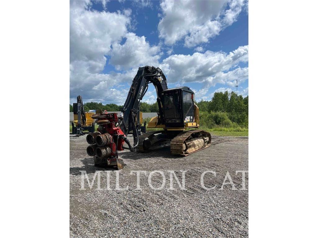 CAT 501 Mežizstrādes traktori