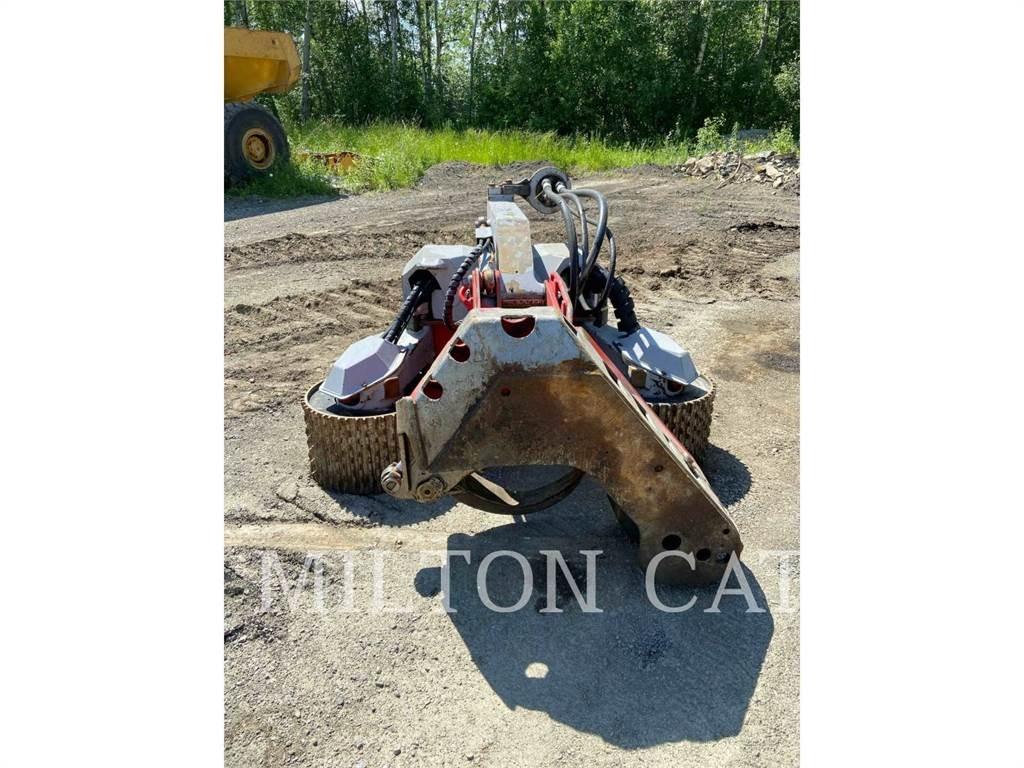 CAT 521B Zaru savācēji
