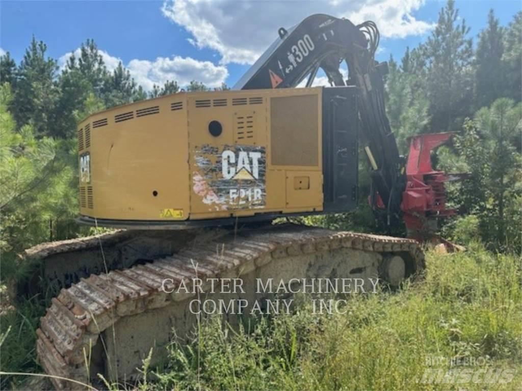 CAT 521B Zaru savācēji